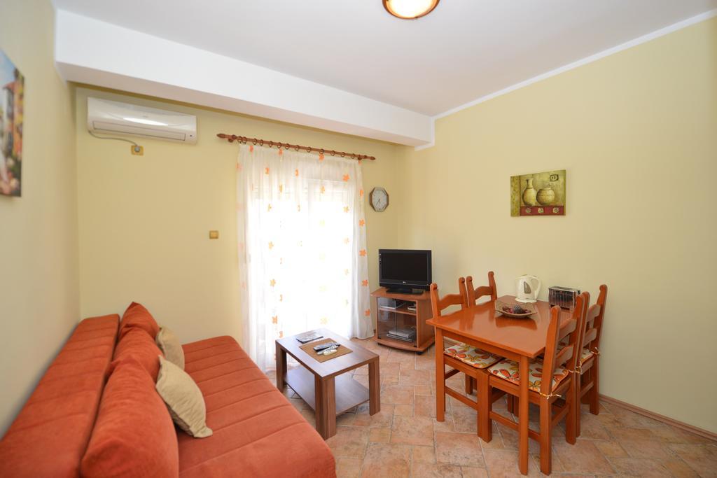 Apartments Popovic 2 كوتور الغرفة الصورة